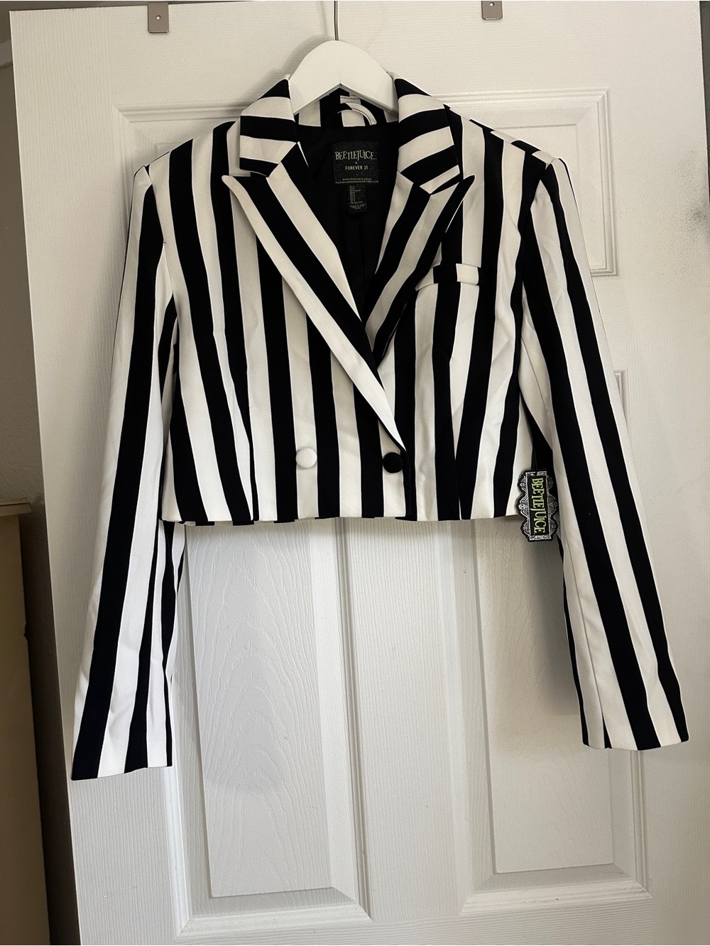 NWT Forever 21 Beetlejuice Black & White Striped Cropped Blazer